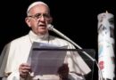 Papa Francesco all’Angelus: “Il Vangelo bruci gli egoismi e consumi i falsi idoli”