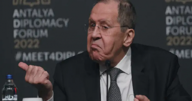 Lavrov attacca Di Maio