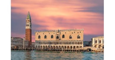 Venezia: danneggiato campanile di San Marco